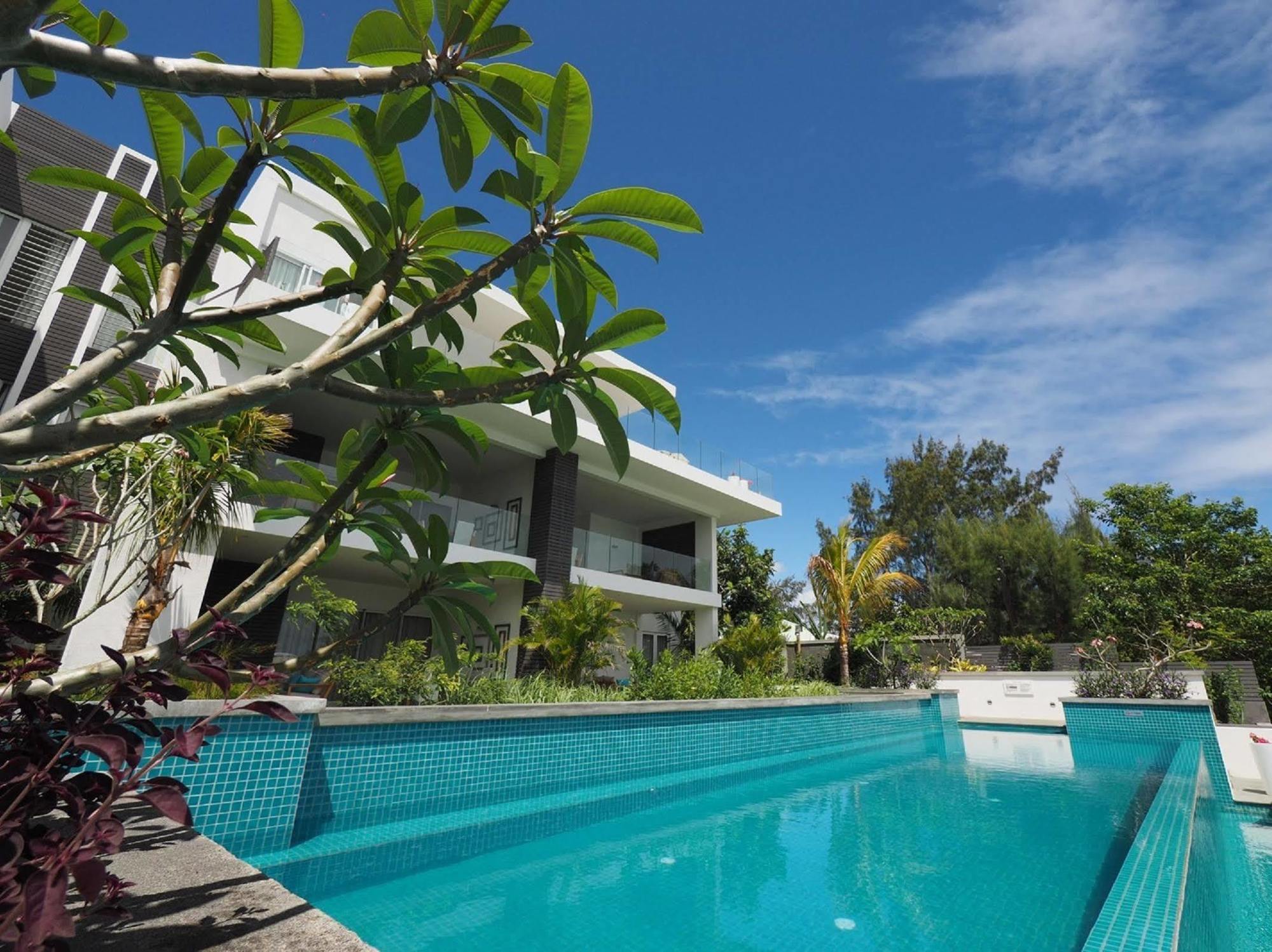Myra Seafront Suites With Lov Кап Малюро Екстериор снимка