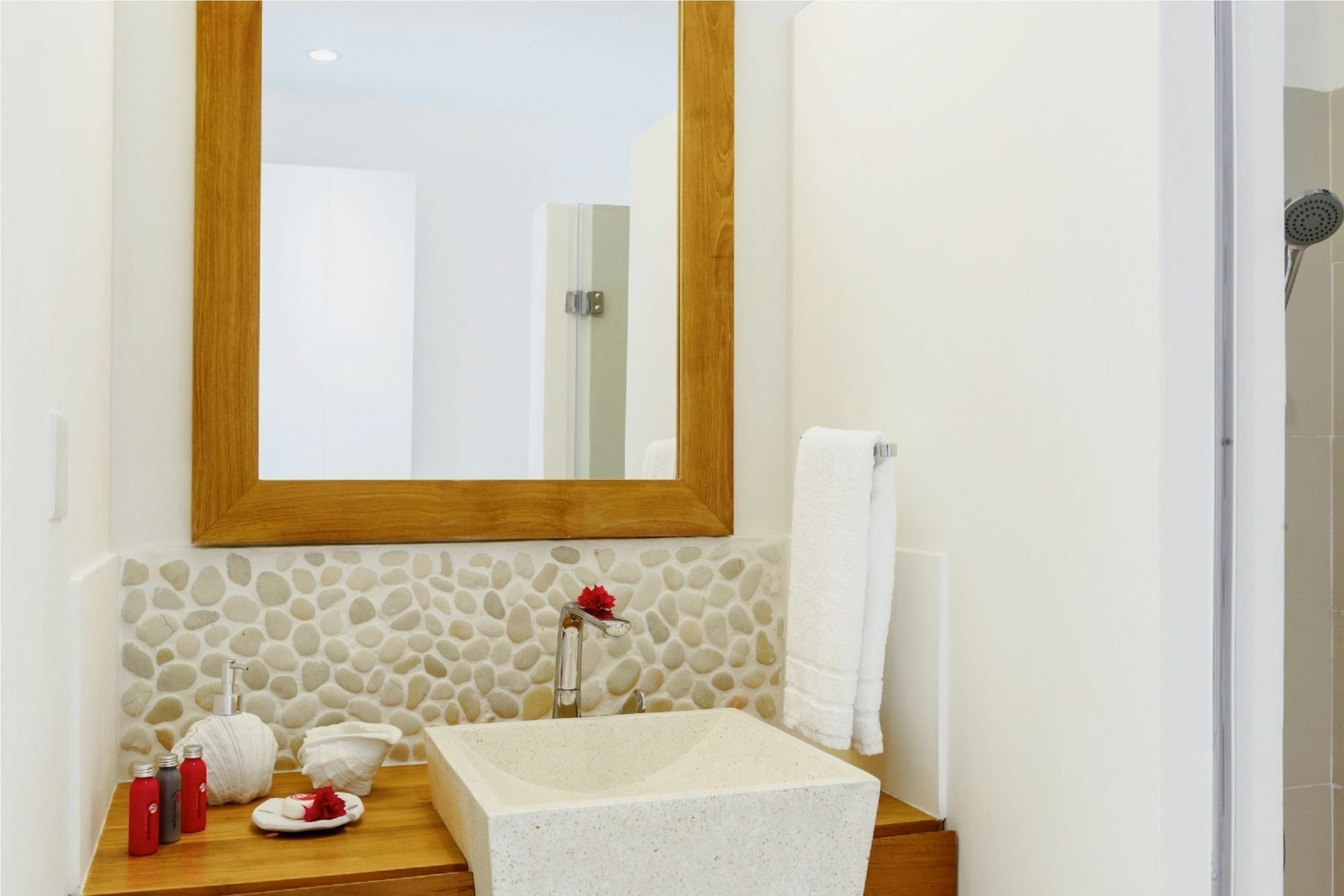 Myra Seafront Suites With Lov Кап Малюро Екстериор снимка