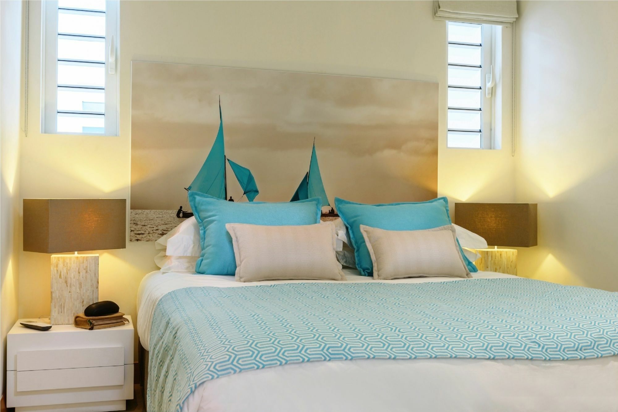 Myra Seafront Suites With Lov Кап Малюро Екстериор снимка
