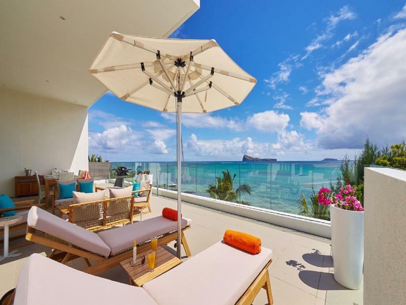 Myra Seafront Suites With Lov Кап Малюро Екстериор снимка