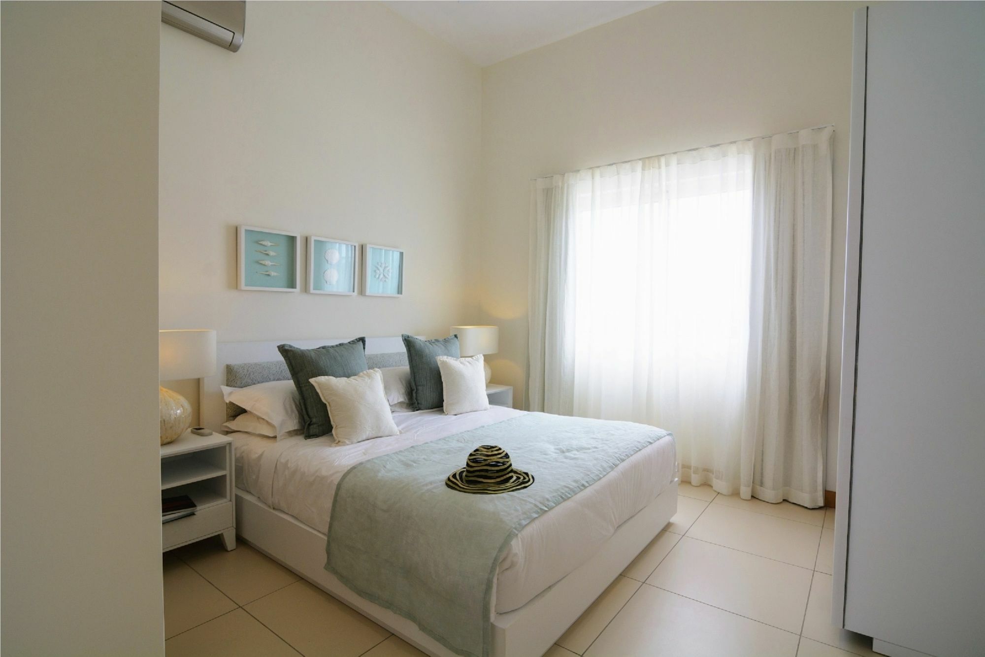 Myra Seafront Suites With Lov Кап Малюро Екстериор снимка