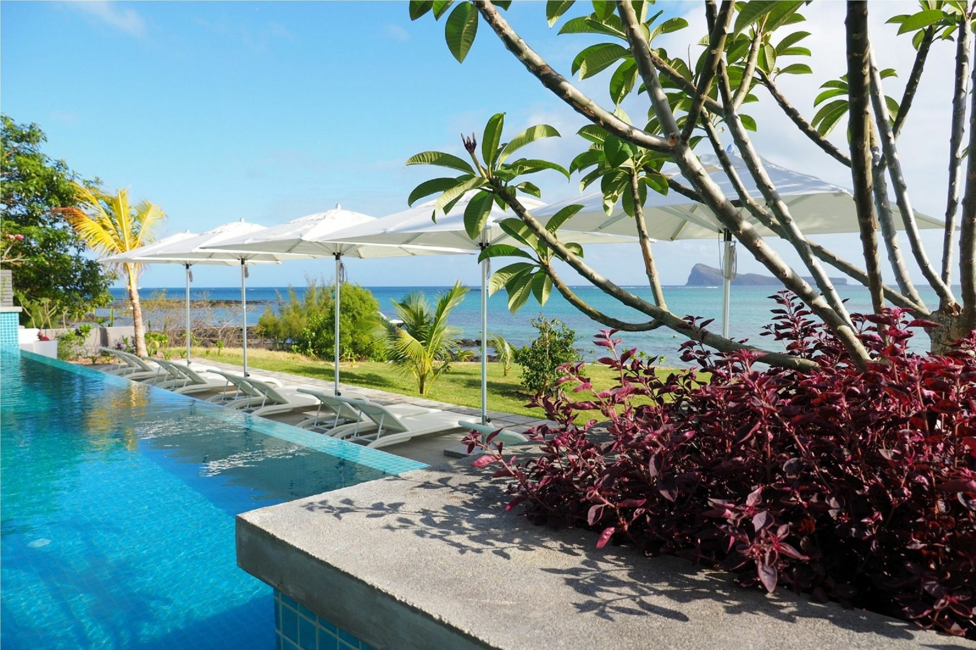 Myra Seafront Suites With Lov Кап Малюро Екстериор снимка