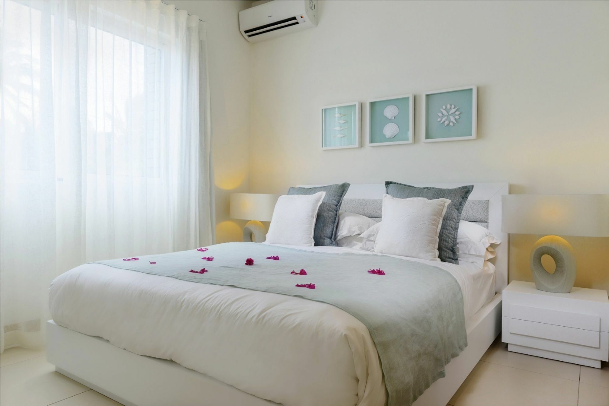 Myra Seafront Suites With Lov Кап Малюро Екстериор снимка