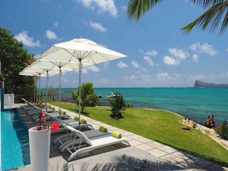 Myra Seafront Suites With Lov Кап Малюро Екстериор снимка
